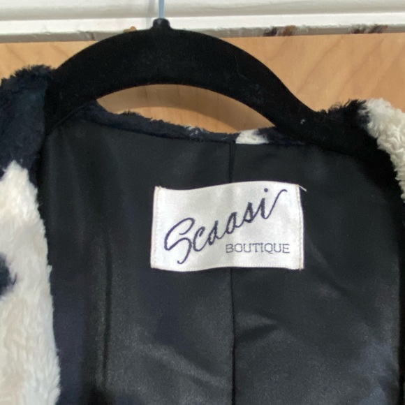 Scaasi Faux fur black and white patterned coat - Picture 3 of 7